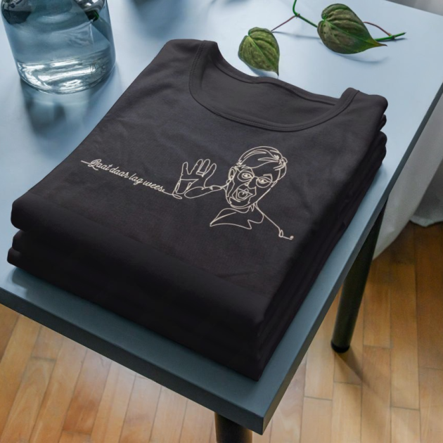 Casper de Vries Charcoal "Laat Daar Lag Wees" T-Shirt